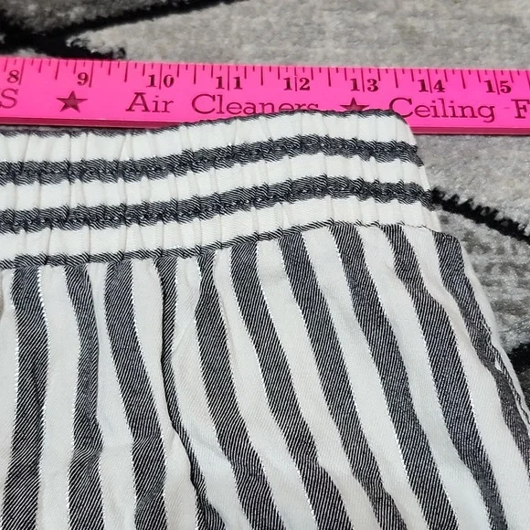 VICTORIA SECRET METALLIC STRIPED LONG-SLEEVE & SHORT LOUNGE SLEEPWEAR SET - Picture 10 of 16